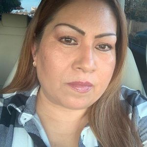 Meet your Posher, Angelica